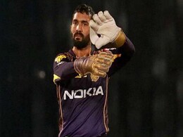 IPL 2018, KKR vs RR, Eliminator: दिनेश कार्तिक के 'इस कारनामे' को शाहरुख खान हमेशा याद रखेंगे! नजर अब सौरव गांगुली व गौतम गंभीर पर IPL 2018, KKR vs RR, Eliminator: दिनेश कार्तिक के 'इस कारनामे' को शाहरुख खान हमेशा याद रखेंगे! नजर अब सौरव गांगुली व गौतम गंभीर पर