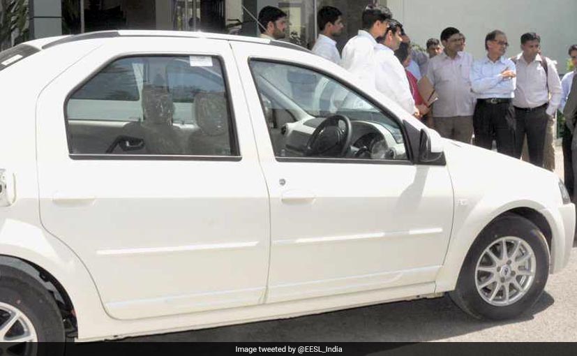 EESL Hands Over 20 Electric Cars To Uttarakhand Government