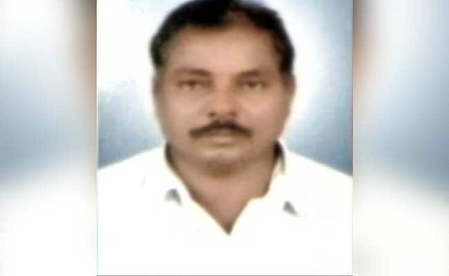 Farmer Who Blamed Modi Government For Committing Suicide Cremated