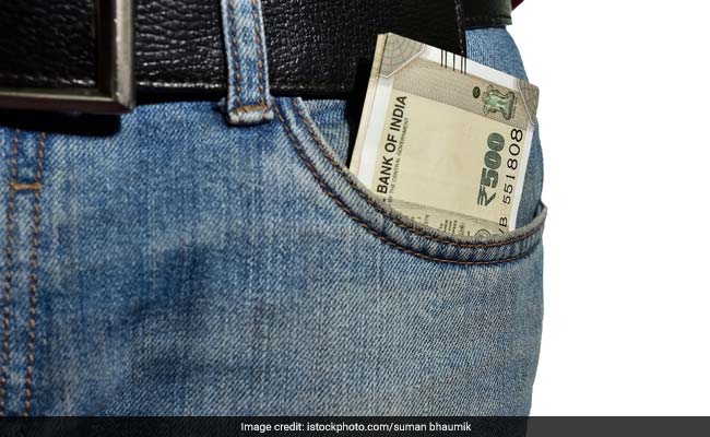 1 अप्रैल से बदल गए ये नियम, जानें क्या होगा जेब पर असर