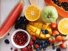 Should You Eat Fruits Before Or After A Meal?