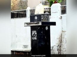 राजस्थान : महात्मा गांधी की प्रतिमा को नुकसान पहुंचाने के आरोप में तीन गिरफ्तार  राजस्थान : महात्मा गांधी की प्रतिमा को नुकसान पहुंचाने के आरोप में तीन गिरफ्तार