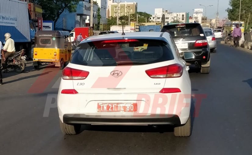 hyundai i30 rear