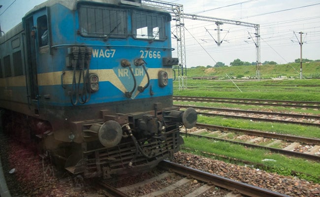 17 Dead In Separate Railway Accidents In Mumbai