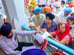 1,700 Indian Sikhs Arrive In Pakistan To Celebrate Baisakhi