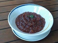 Kairi Aani Kothimbiricha Tikhat Jam (Spicy Raw Mango Jam)