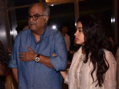 Janhvi And Boney Kapoor Are Ishaan Khatter's Special Guests At <i>Beyond The Clouds</i> Screening