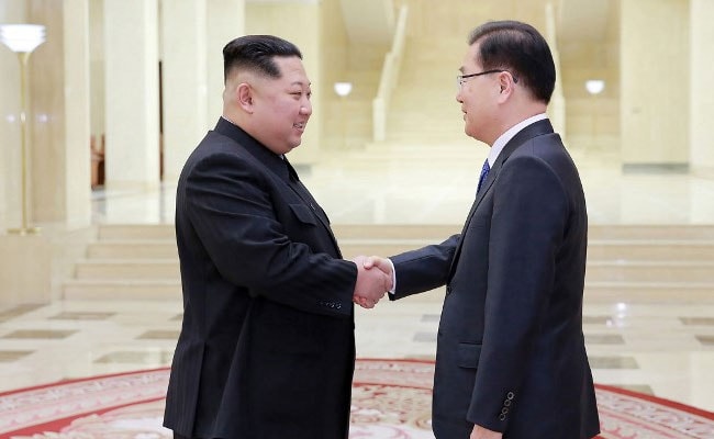 2 Koreas Discuss Official End To 68-Year War, Report Says