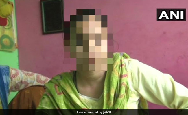 कन्नौज में महिला से कथित यौन उत्पीड़न का वीडियो वायरल, जांच शुरू