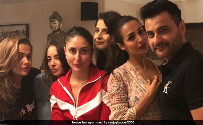 Inside Kareena Kapoor, Malaika Arora And Amrita's Weekend Party