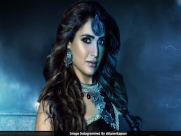 'No <i>Naagin</i> Without Mouni Roy,' Says The Internet, After Karishma Tanna's Look Is Unveiled 'No <i>Naagin</i> Without Mouni Roy,' Says The Internet, After Karishma Tanna's Look Is Unveiled