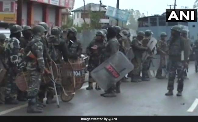 Jawan Dead In Encounter In Kashmir's Kulgam, Clashes Kill 3 Civilians