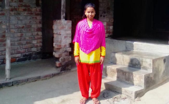 After Losing Her Father At A Very Young Age, Laboni Shouldered The Responsibility Of Her Family After Losing Her Father At A Very Young Age, Laboni Shouldered The Responsibility Of Her Family