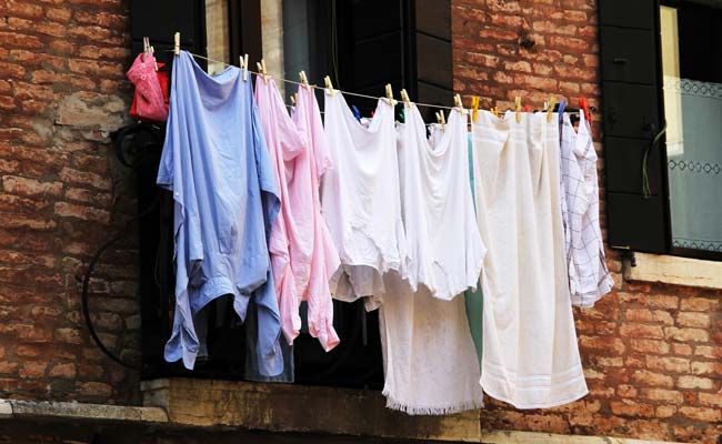 Balcony best sale drying clothes