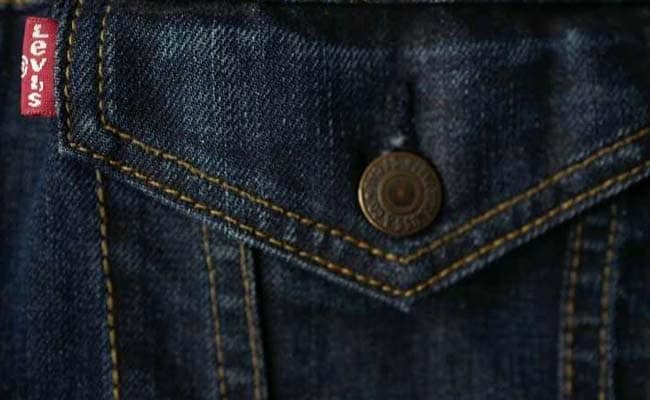 The Tab On Your Levi's Jeans Pocket Is Now Subject To A Lawsuit
