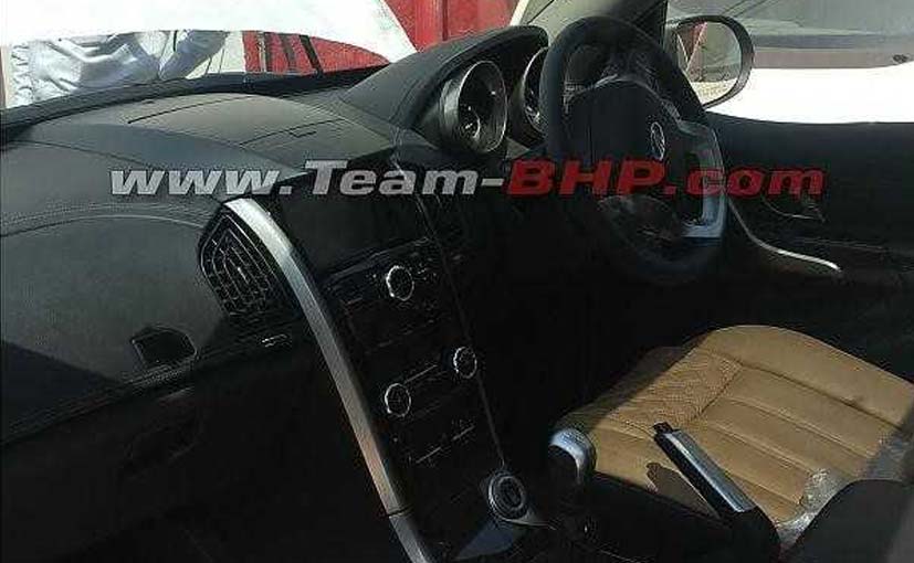 Mahindra XUV500 Facelift Interior Spied