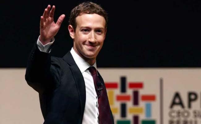 Facebook CEO Mark Zuckerberg Admits 'Huge Mistake', Says 'Give Me Another Chance'