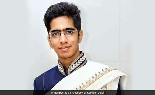 24-Year-Old Accountant Gives Up Over 100 Crore Business To Become A Monk