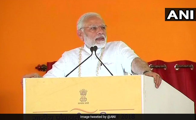 On <i>Panchayati Raj</i> Day, PM Modi Launches <i>Rashtriya Gram Swaraj Abhiyan</i> In Madhya Pradesh