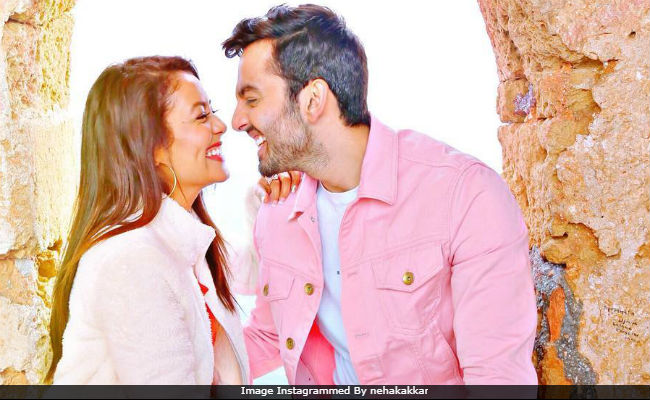 Neha Kakkar And Himansh Kohli Trend Again. This Time, The Internet Calls Them A 'Couple'