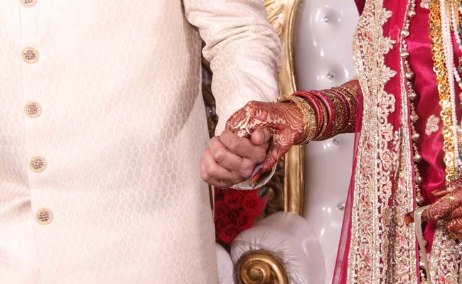 Woman Claims Forced Marriage, Torture In Pak; Handed Over To Parents