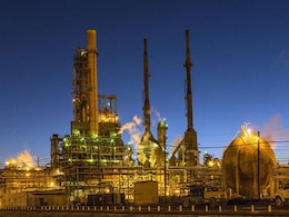 हल्दिया में आईओसी रिफाइनरी में भीषण आग, तीन कर्मचारियों की मौत हल्दिया में आईओसी रिफाइनरी में भीषण आग, तीन कर्मचारियों की मौत