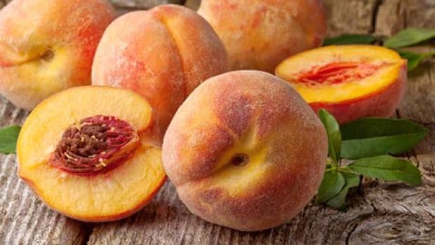 Peaches For Weight Loss: 4 Reasons Why Peach Helps You Shed Those Extra Kilos