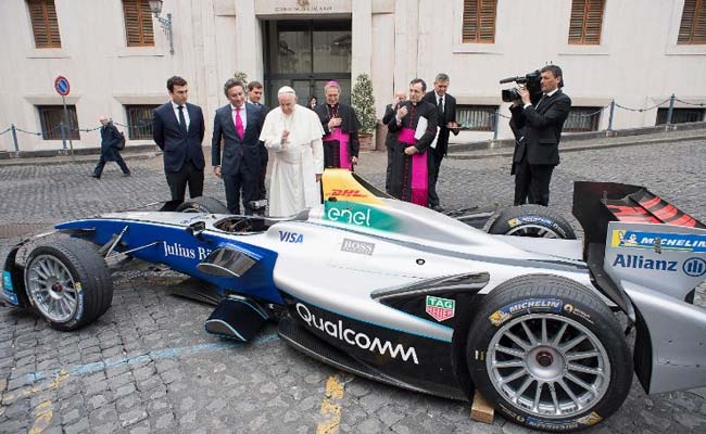 Pope Francis Blesses Environmentally-Friendly Race Car