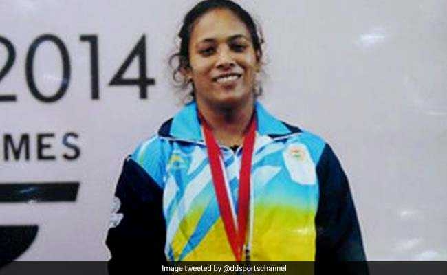 CWG 2018: भारतीय महिलाओं ने दिखाया दम, पूनम यादव और मनु भाकर ने किया स्वर्ण पर कब्जा