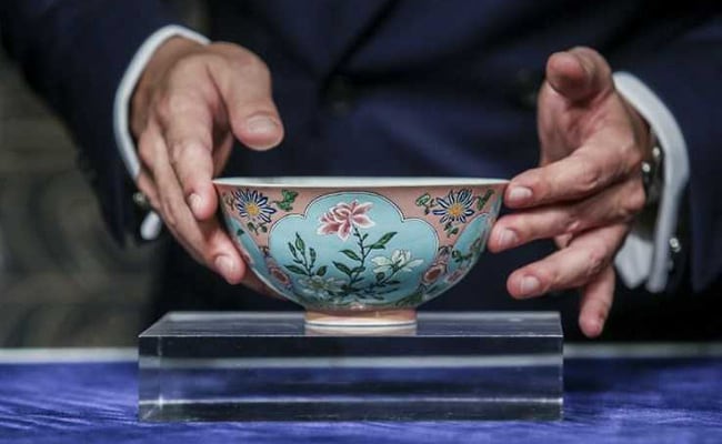 Rare Qing Dynasty Bowl - One Of Only 3 Known To Exist - Sells For $30.4 Million