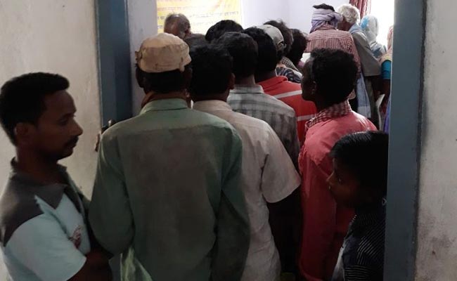 झारखंड में सरकार का सर्वे, लोगों ने कहा कैश के बजाय सरकारी दुकानों से चाहिए सस्ता राशन