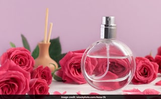 10 Rose Water Benefits From