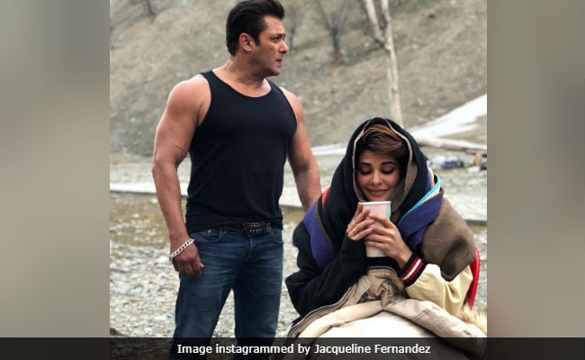 Salman Khan, Jacqueline Fernandez Shoot Race 3 In Icy Ladakh. But Salman Is Dressed For Summer