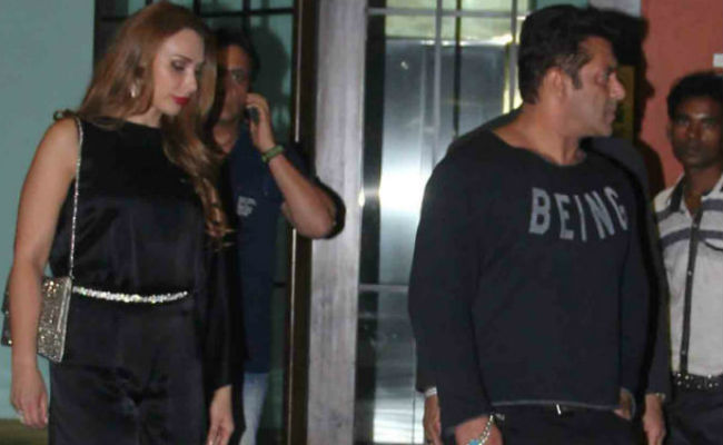 Salman Khan Reportedly Added Rumoured Girlfriend Iulia Vantur To <i>Race 3</i> Mix