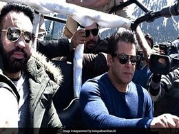 Race 3 Box Office Collection Day 7: सलमान खान का मैजिक बरकरार, 'रेस 3' 150 करोड़ के और करीब पहुंची Race 3 Box Office Collection Day 7: सलमान खान का मैजिक बरकरार, 'रेस 3' 150 करोड़ के और करीब पहुंची