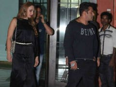 Salman Khan Reportedly Added Rumoured Girlfriend Iulia Vantur To <i>Race 3</i> Mix
