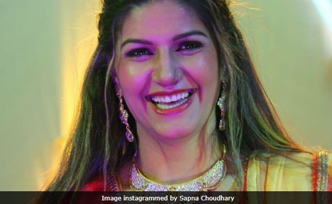 No, Chris Gayle Isn't Dancing To Sapna Choudhary's Song But To Sunny Leone's Laila