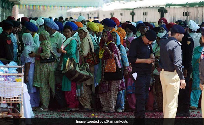 Over 2,200 Sikhs From India Arrive In Pakistan To Celebrate Baisakhi