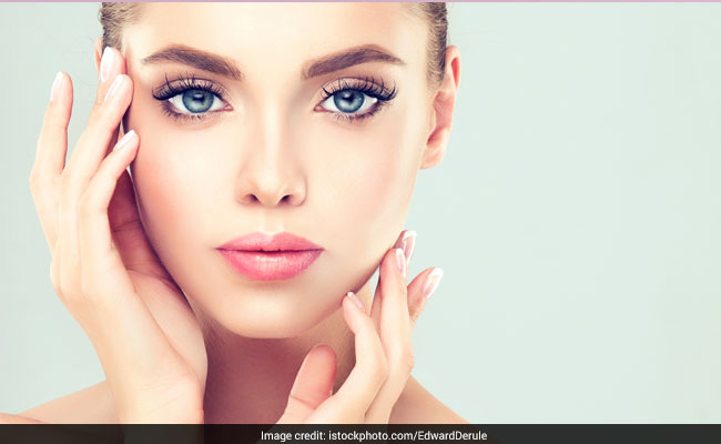 Practicing Yoga Every Day Could Boost Beautiful Skin: 4 Fruits That May Help Too&nbsp;