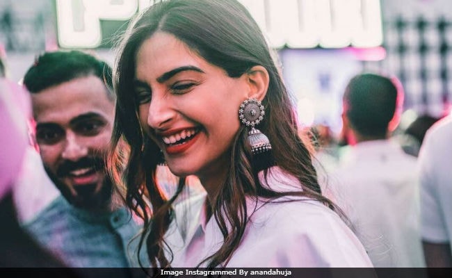 More Sonam Kapoor And Anand Ahuja Wedding Rumours: A Date, A Place, A Guest List Even