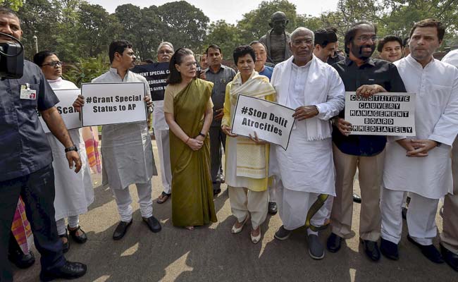 संसद में गतिरोध और मोदी के सरकार के खिलाफ कांग्रेस का 9 अप्रैल को देशव्यापी अनशन