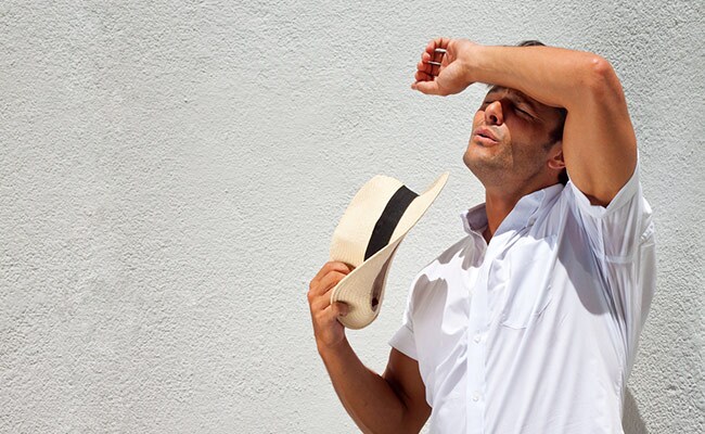 कैसे करें गर्मियों में झुलसी त्‍वचा की देखभाल, एक्सपर्ट से जानिए