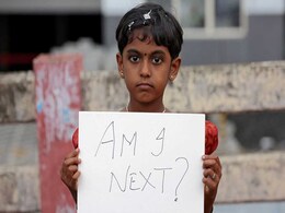 सूरत रेप केस: पुलिस ने दो आरोपियों को किया गिरफ्तार, पीड़िता का चाचा हो सकता है मुख्य आरोपी? सूरत रेप केस: पुलिस ने दो आरोपियों को किया गिरफ्तार, पीड़िता का चाचा हो सकता है मुख्य आरोपी?