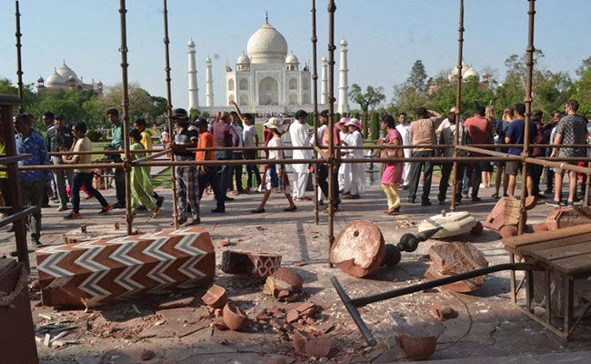 At Taj Mahal, Minaret At The Entrance Crashes After Thunderstorm