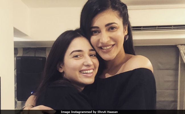 Tamannaah Bhatia And Shruti Haasan Are The New BFFs In Town. See Pics