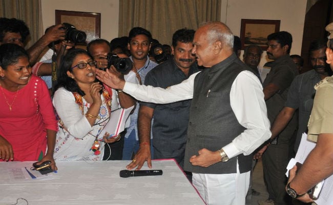 Tamil Nadu Governor Pats Woman Journalist On Cheek Without Consent, Triggers Outrage