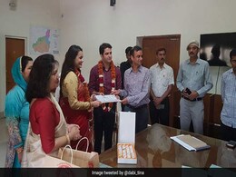 Rahul Gandhi Congratulates IAS Couple, Says 'Inspiration Amid Communal Hatred' Rahul Gandhi Congratulates IAS Couple, Says 'Inspiration Amid Communal Hatred'