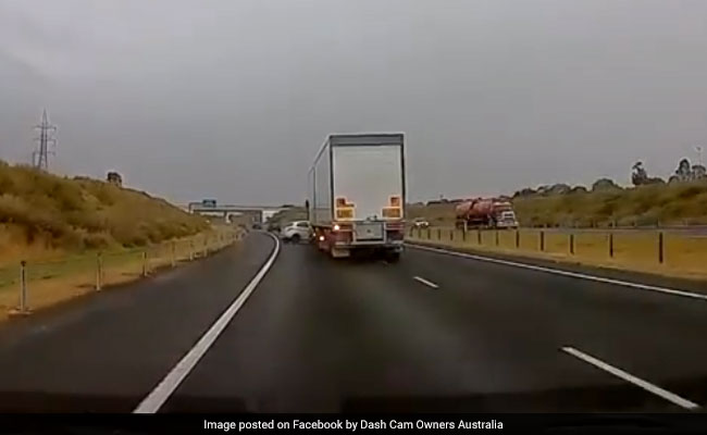 Truck Drags Car For Several Metres While Changing Lanes. Watch Video