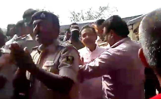 भारत बंद : बिहार में केंद्रीय राज्यमंत्री उपेंद्र कुशवाहा को रोका, बदसलूकी की