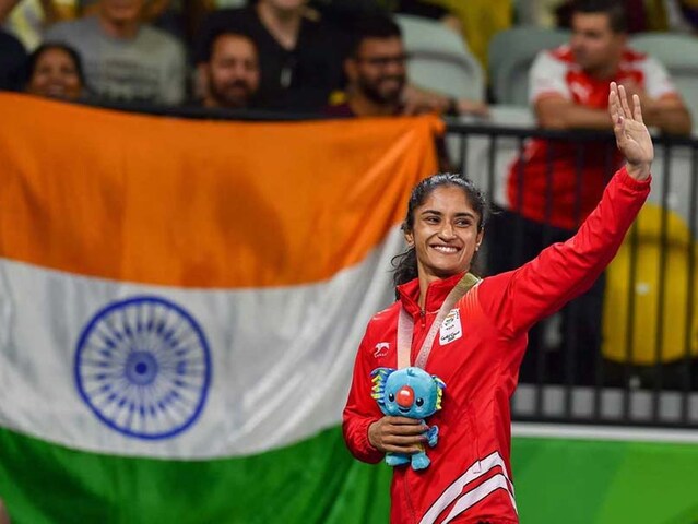 Commonwealth Games 2018: Vinesh Phogat, Sumit Malik Win Golds; Sakshi Malik Claims Bronze